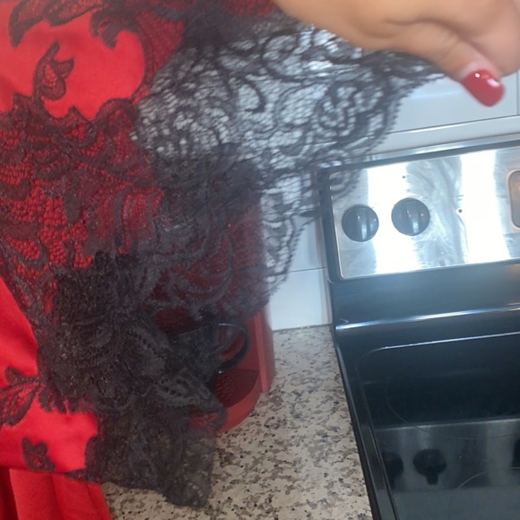 Natori Red Robe - Picture 3 of 5